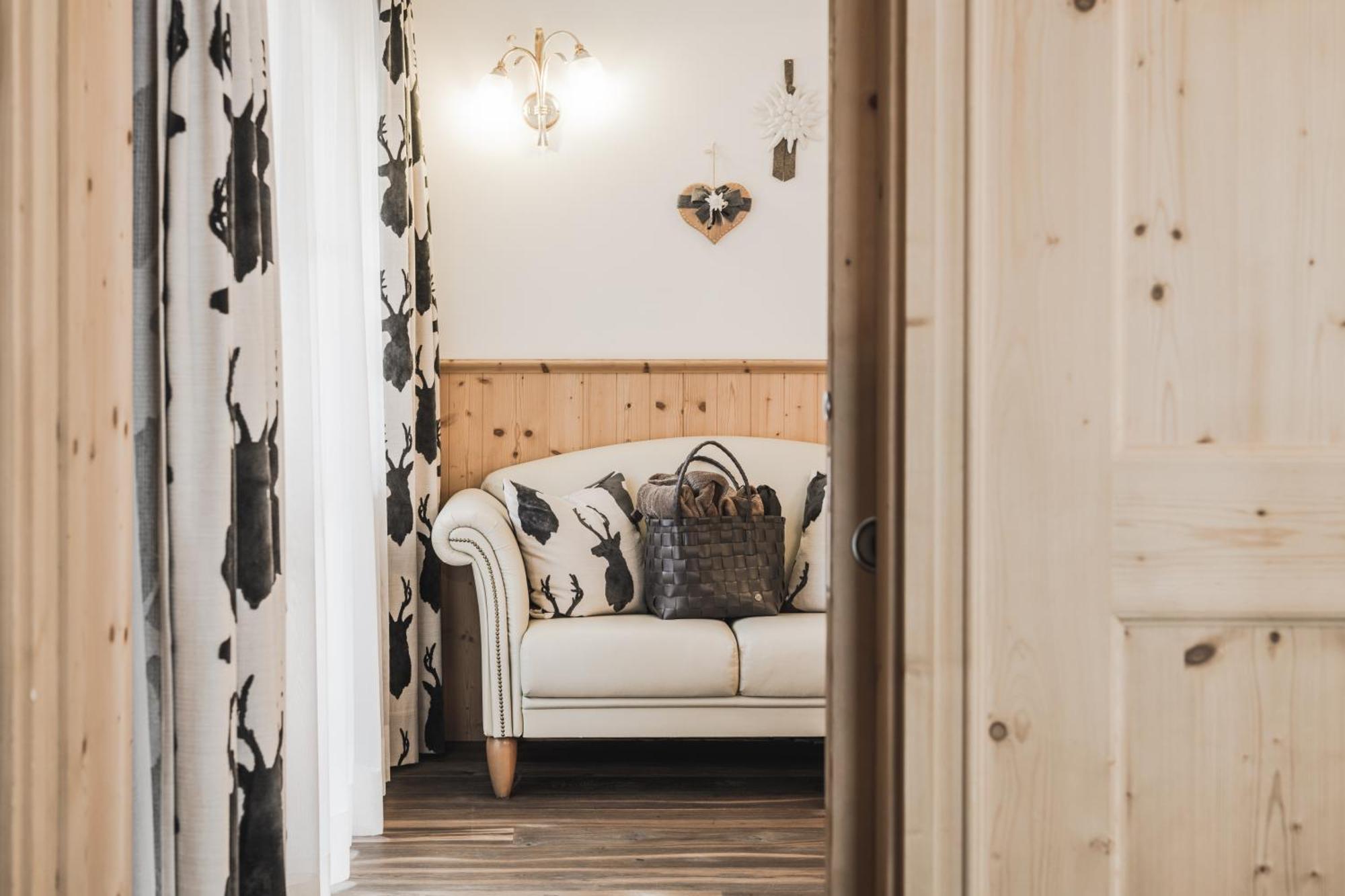 Hotel S - Dolomites Design - Adults Recommended