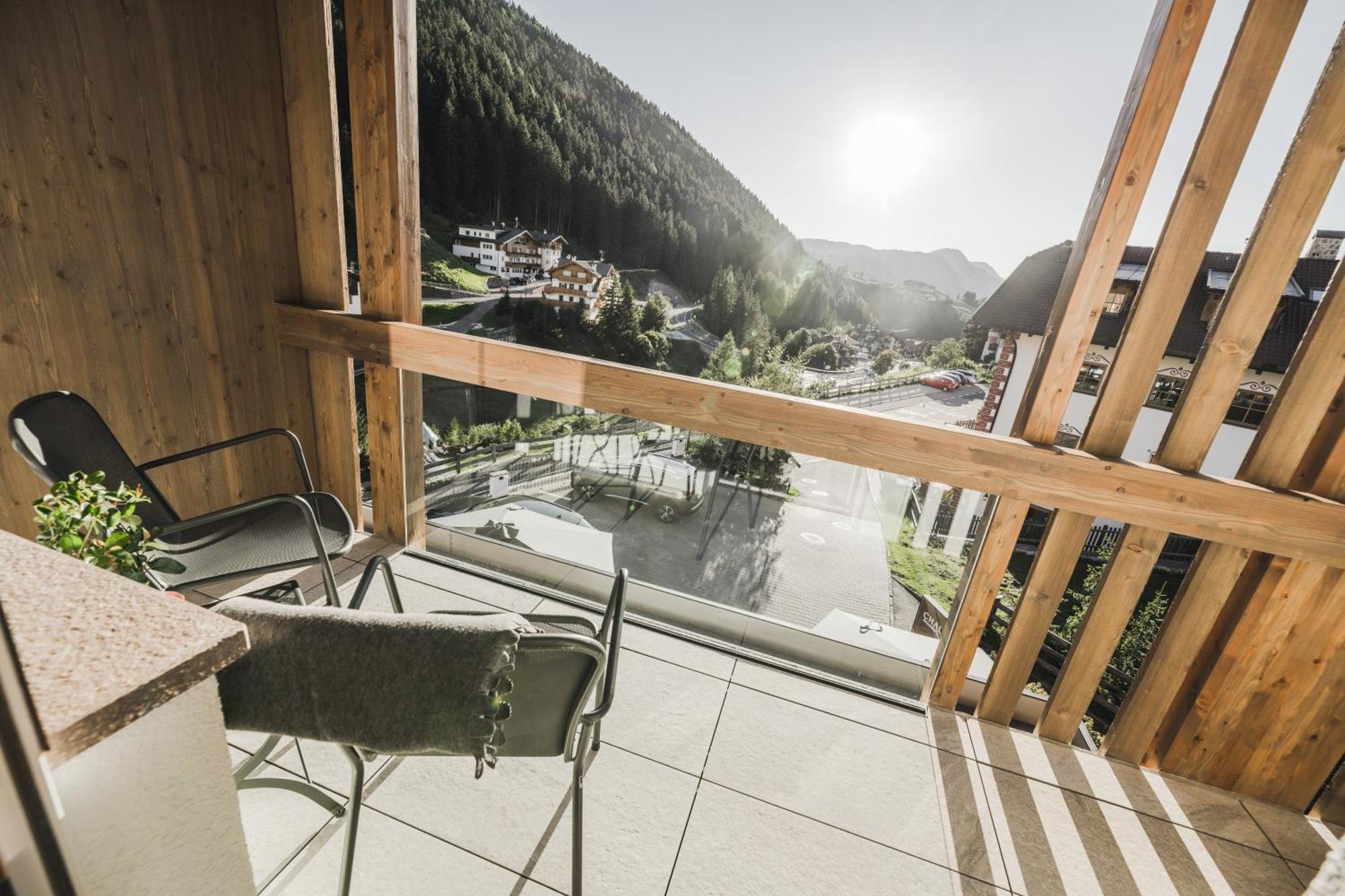 Hotel S - Dolomites Design - Adults Recommended