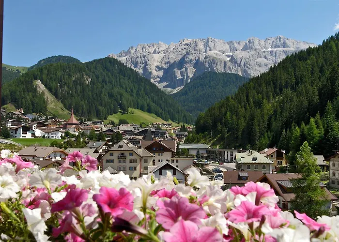 Hotel Chalet S - Dolomites Design - adults friendly