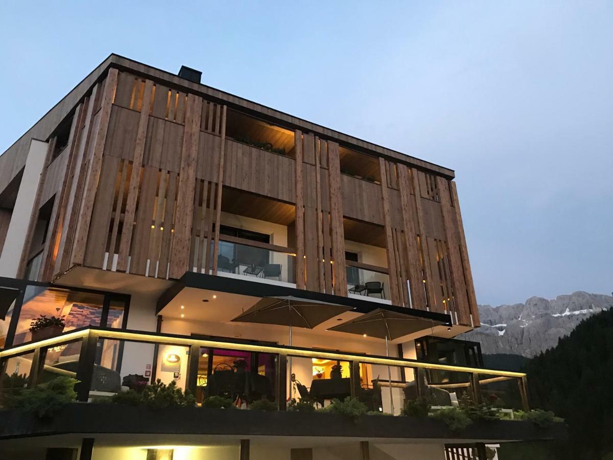 Hotel S - Dolomites Design - Adults Friendly 4*
