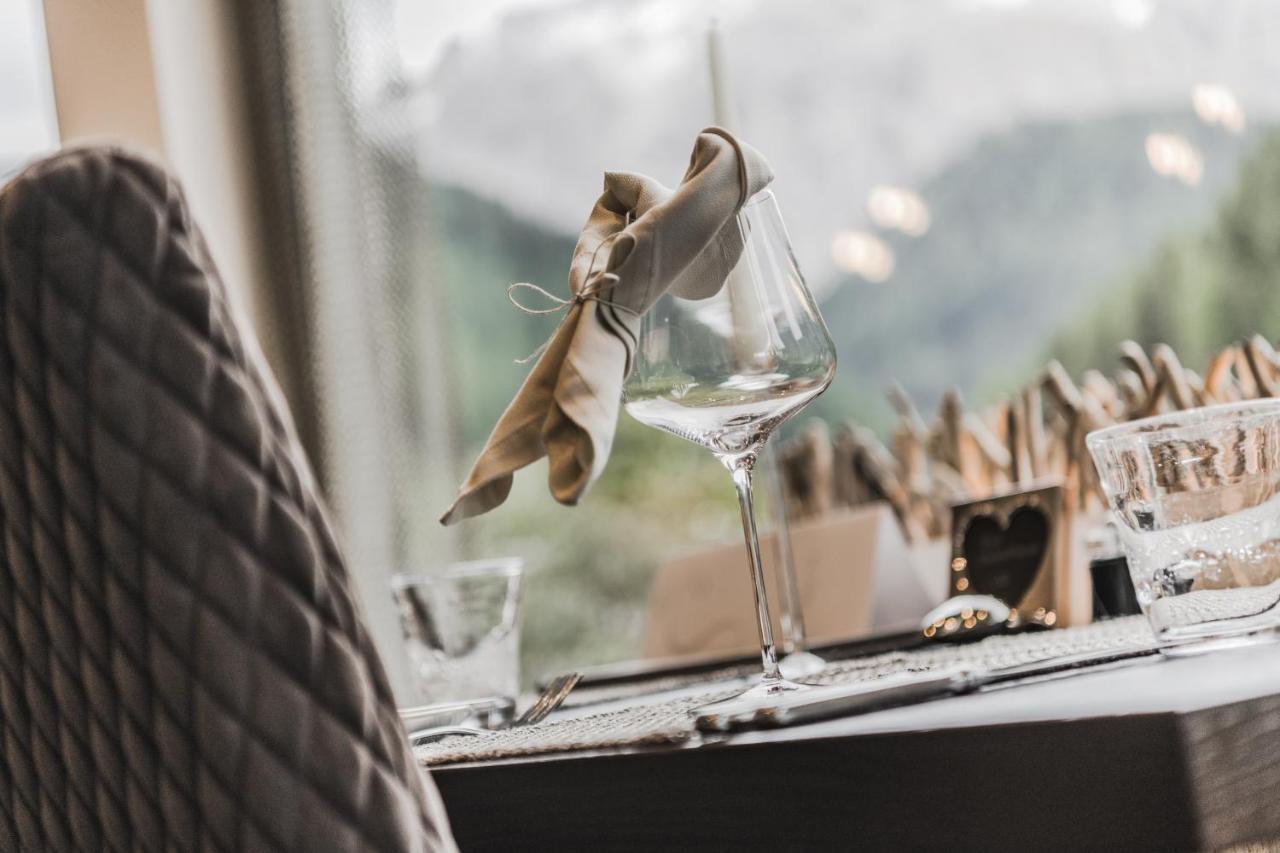 S - Dolomites Design - Adults Friendly 4* Wolkenstein in Gröden